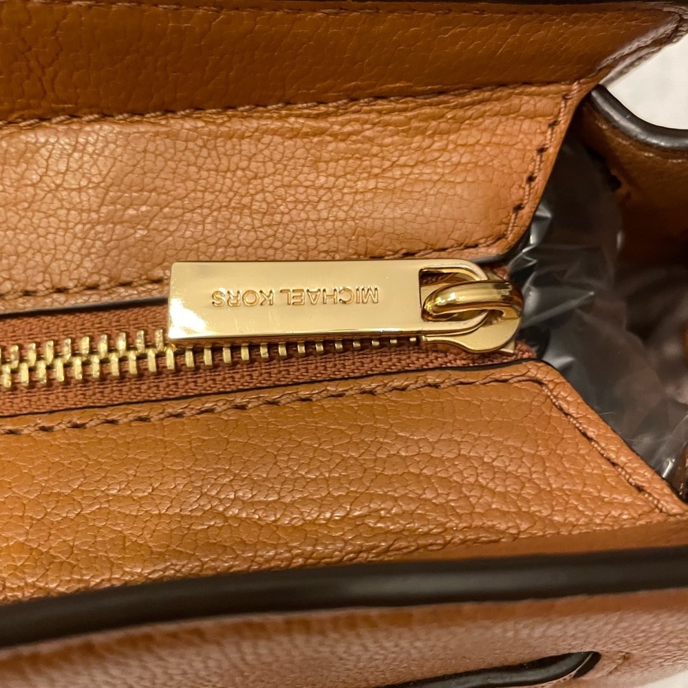 MICHAEL KORS HAMILTON SATCHEL DS - Picture 3 of 9